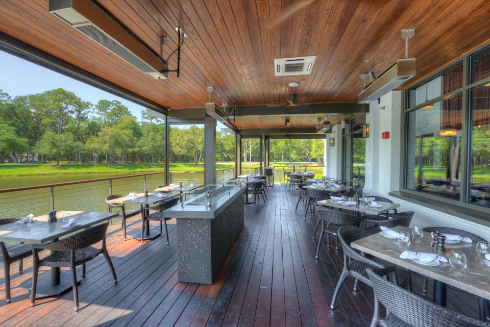 Aqua Grill outdoor patio seating